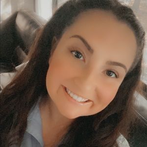 Meet your Posher, Rachel